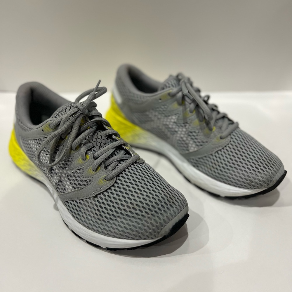 ASICS Roadhawk FF Feel Fast Women's Size 7 Running Shoes 1012A123